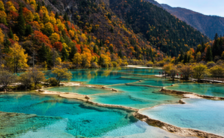 Jiuzhaigou Guide: Sichuan’s Fairytale Valleys