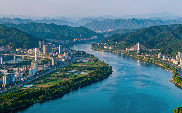 Ankang Travel Guide: Shaanxi’s Han River Valley and Nangong Mountain