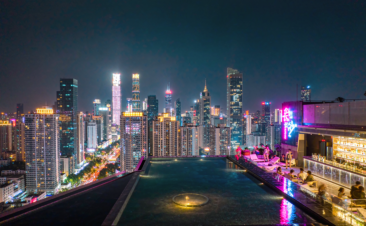 best-hotels-in-changsha - night view over a Changsha food street from a hotel balcony