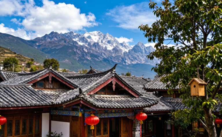 Best Hotels in Lijiang: Old Town Courtyards, Snow Mountain Lodges and Hostels