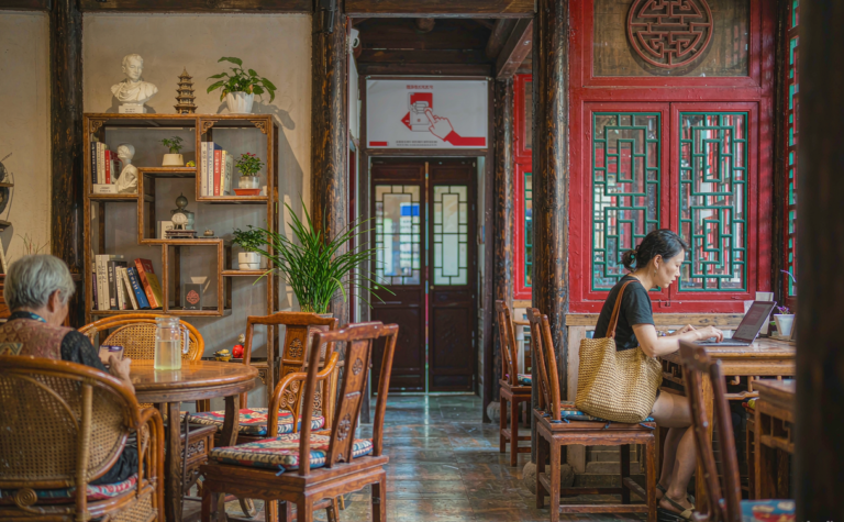 China Digital Nomad Guide: Visas, SIMs and Cafes for Remote Workers