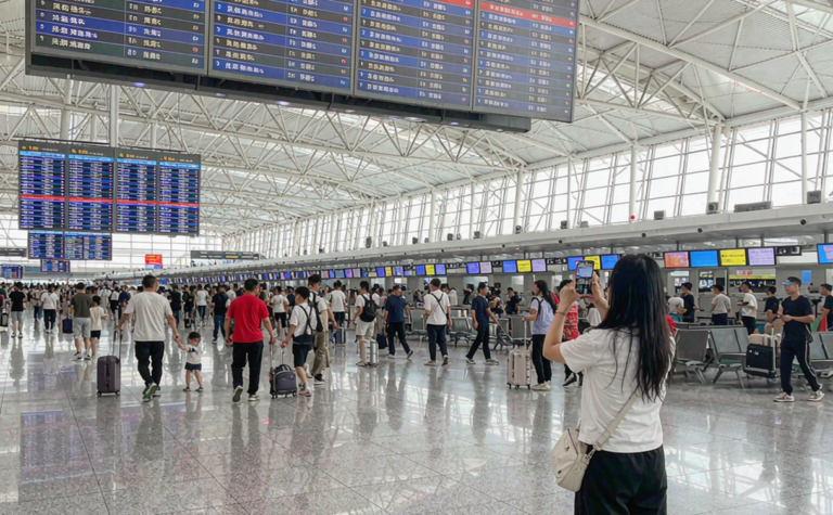 China Domestic Flight Booking Guide for Foreign Travelers