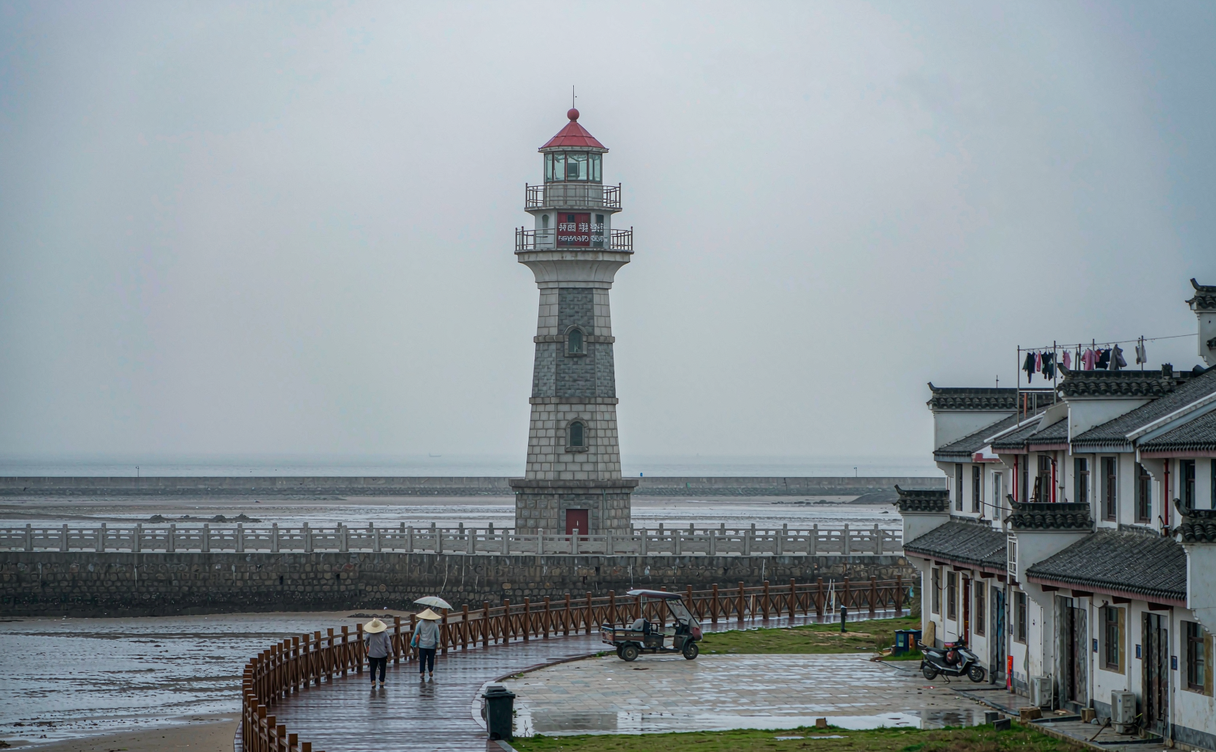 Yangpu ancient salt pans reflecting the sky near Danzhou