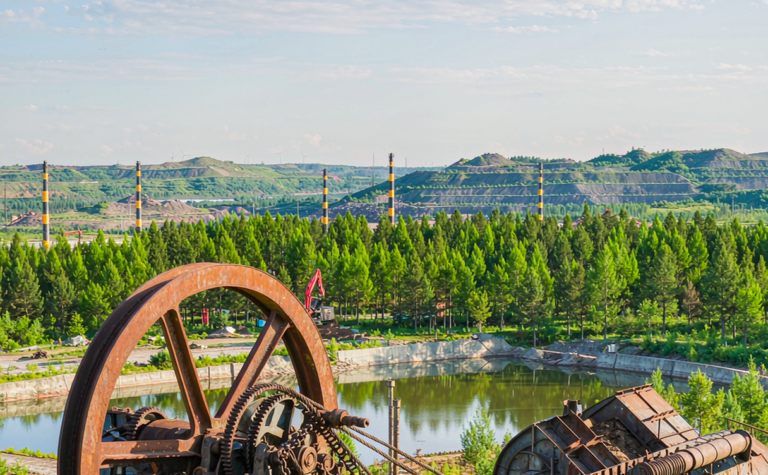 Jixi Travel Guide: Coal Heritage and Lakes in Heilongjiang
