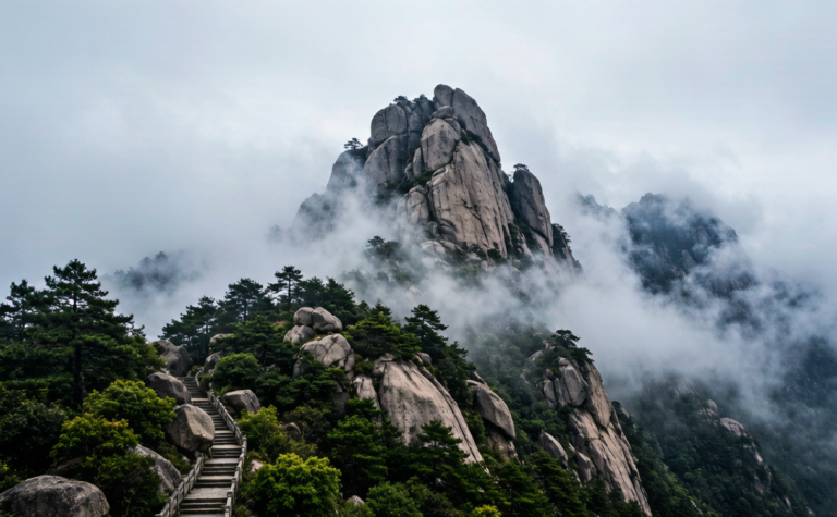 Lianyungang Travel Guide: Monkey King’s Mountain and Jiangsu’s Only Seaside