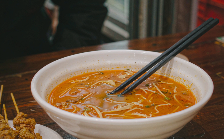 Sichuan Street Snacks Guide: Beyond Hotpot for Foreign Visitors