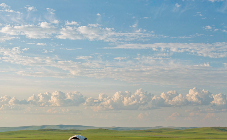 Tongliao Travel Guide: Inner Mongolia’s Horqin Grasslands and Mongolian Culture