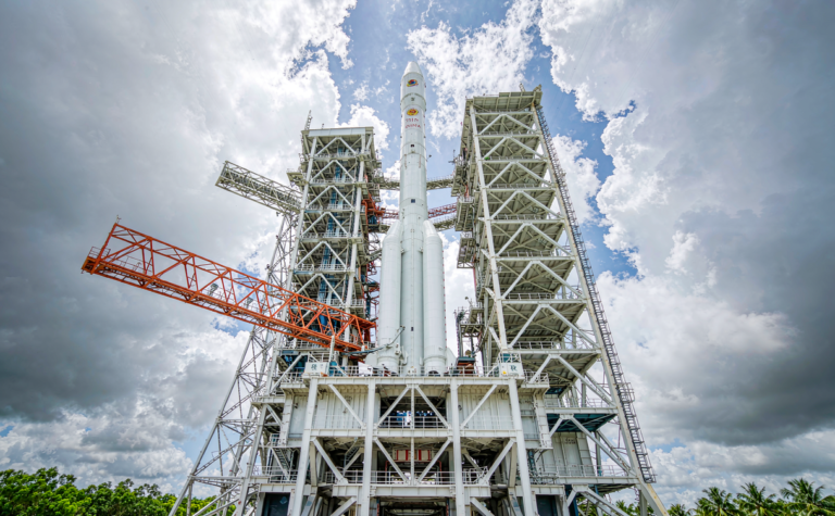 Wenchang Travel Guide: Rocket Launches and Coconut Coasts of Hainan
