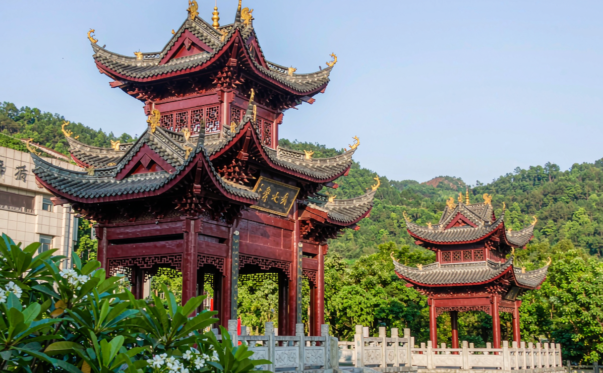 Red ceremonial pavilions of the Yan Emperor Mausoleum in Zhuzhou, Hunan, China at dawn