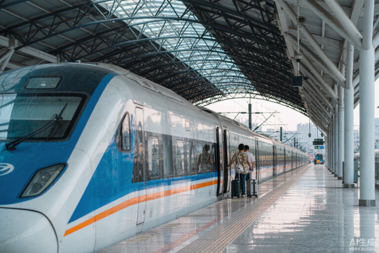 Riding China’s High-Speed Rail: Classes, Seats and Onboard Reality
