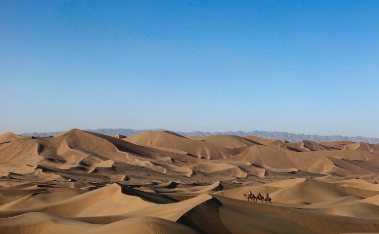 Bayingolin Travel Guide: Xinjiang, China’s Tarim Desert and Bosten Lake