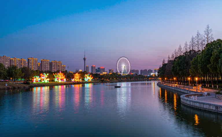 Bengbu Travel Guide: Huaihe River Culture, Longzi Lake and Huagu Lanterns