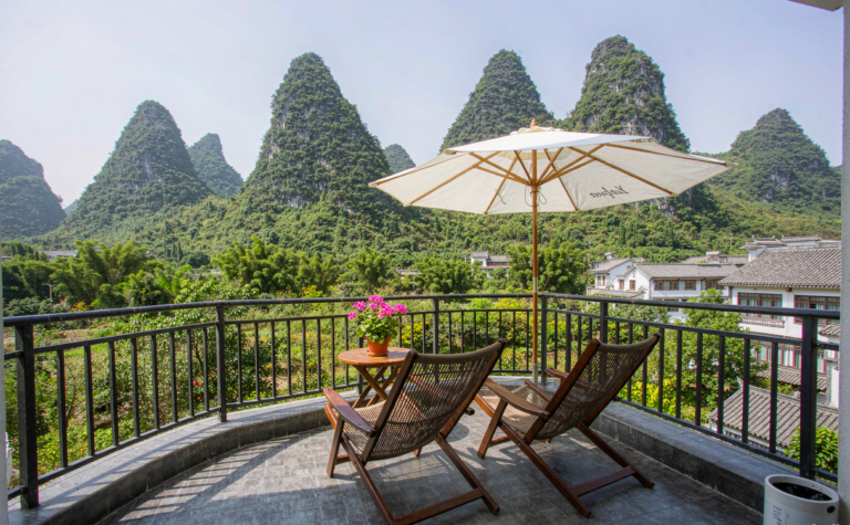 Best Hotels in Yangshuo: Karst-View Stays in Guangxi