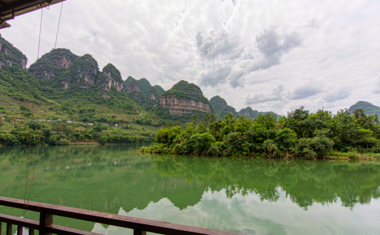 Changyang Travel Guide, China