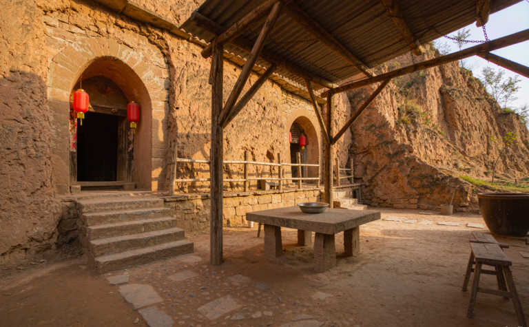 Cave Dwelling Stays: Sleeping in Loess Yaodong Homes of Shaanxi, China