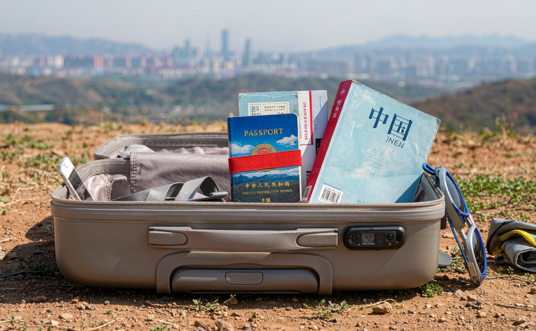 China Pre-Trip Checklist 2026: Visas, Apps and Essentials Before You Fly