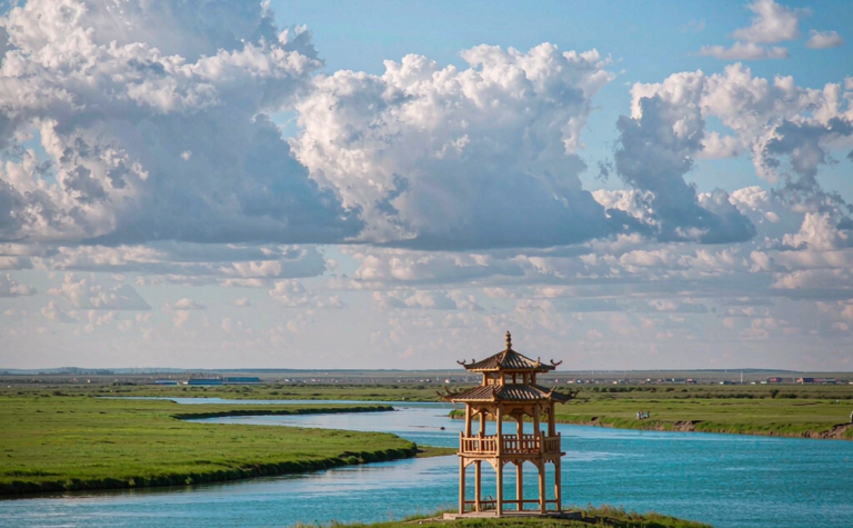 Ergun Travel Guide: Wetlands and Russian Villages of Inner Mongolia