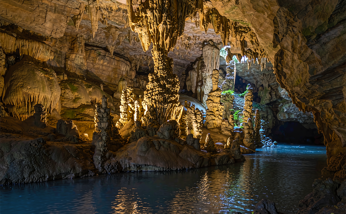 Lit calcite chambers and hanging stalactites inside Furong Cave, Chongqing, China