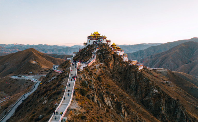 Ganden Monastery Guide: Lhasa’s Hilltop Seat of Tibetan Buddhism