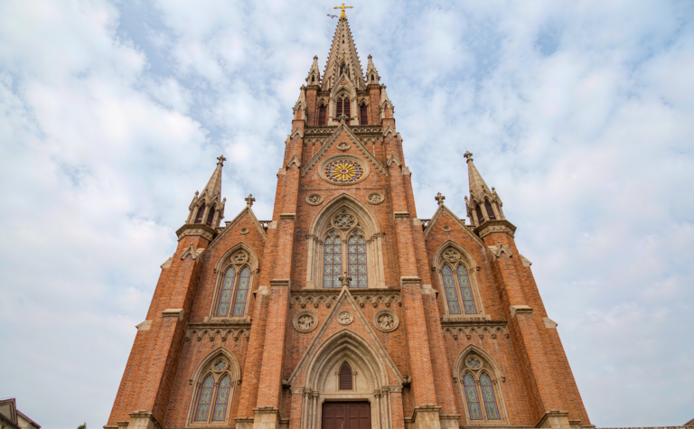 Sacred Heart Cathedral Guide, Guangzhou, China