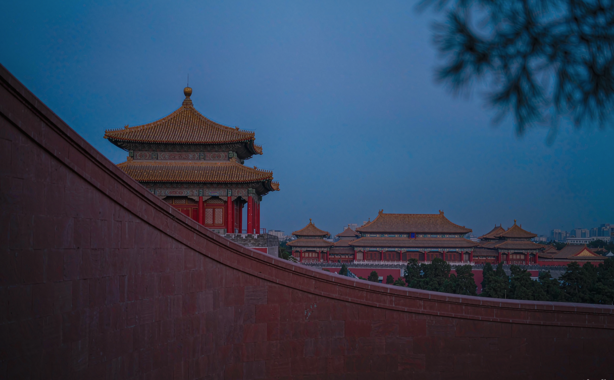 Heritage hotel near the Forbidden City Beijing with hutong lane and rickshaw