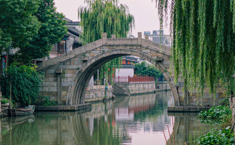 Huaibei Travel Guide: Canal Ruins and Xiangshan Parkland
