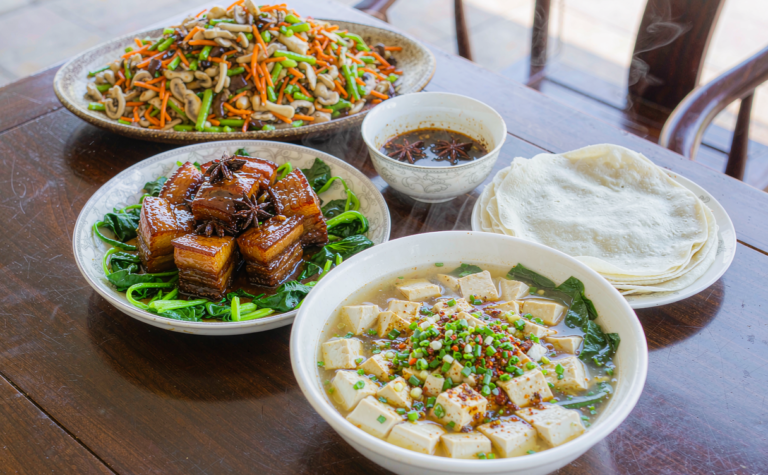 Jinan Food Guide: Lu Cuisine, Baobing and Spring City Eats