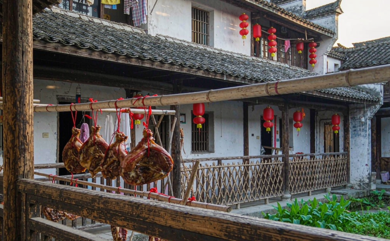Jinhua Food Guide: Famous Ham, Crisp Cakes and Zhejiang Countryside Eats