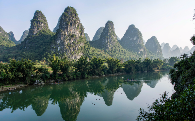 Jinyun Travel Guide: Zhejiang’s Xiandu Film-Set Karst Landscape