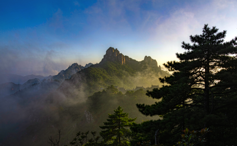 Jurong Travel Guide: Jiangsu’s Maoshan Taoist Mountain Gateway
