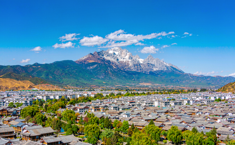 Lijiang Travel Guide: Yunnan’s Naxi Old Town and Jade Dragon Snow Mountain, China