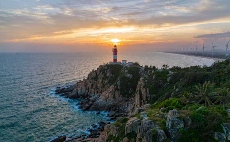 Lingao Travel Guide: Coastal Capes & Fishing Culture, Hainan