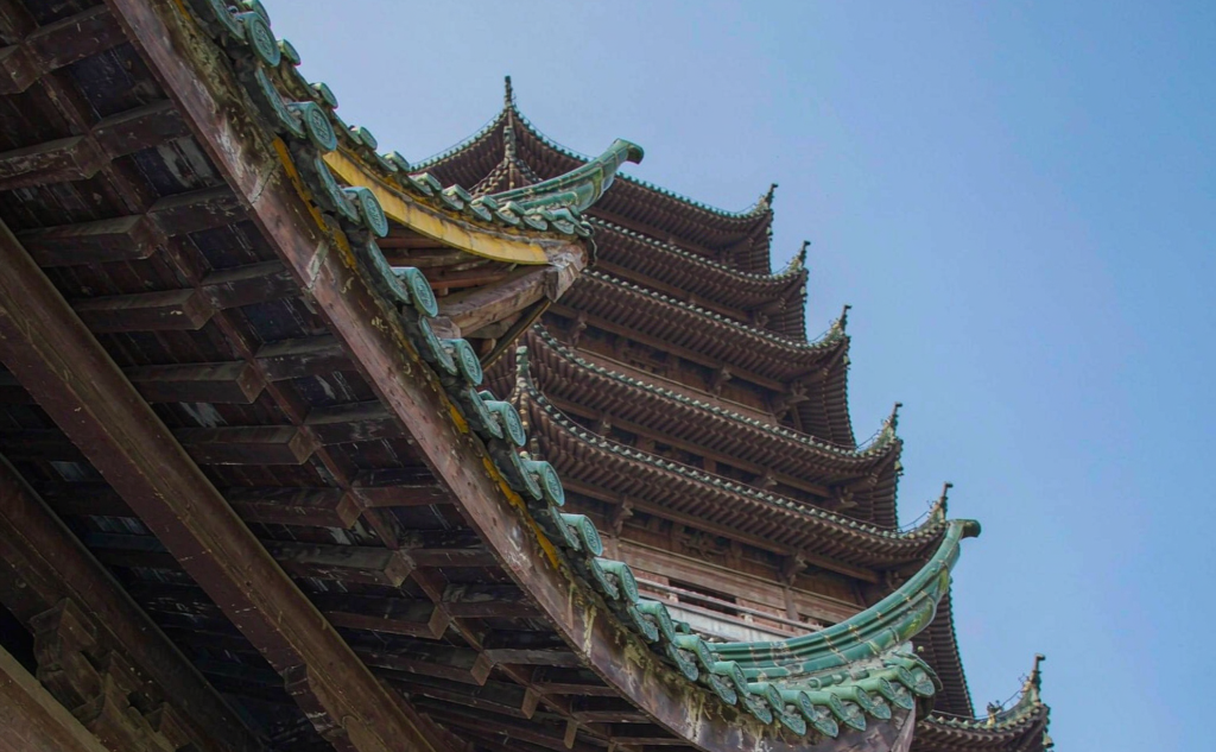Liuhe Pagoda Hangzhou standing on hill above Qiantang River