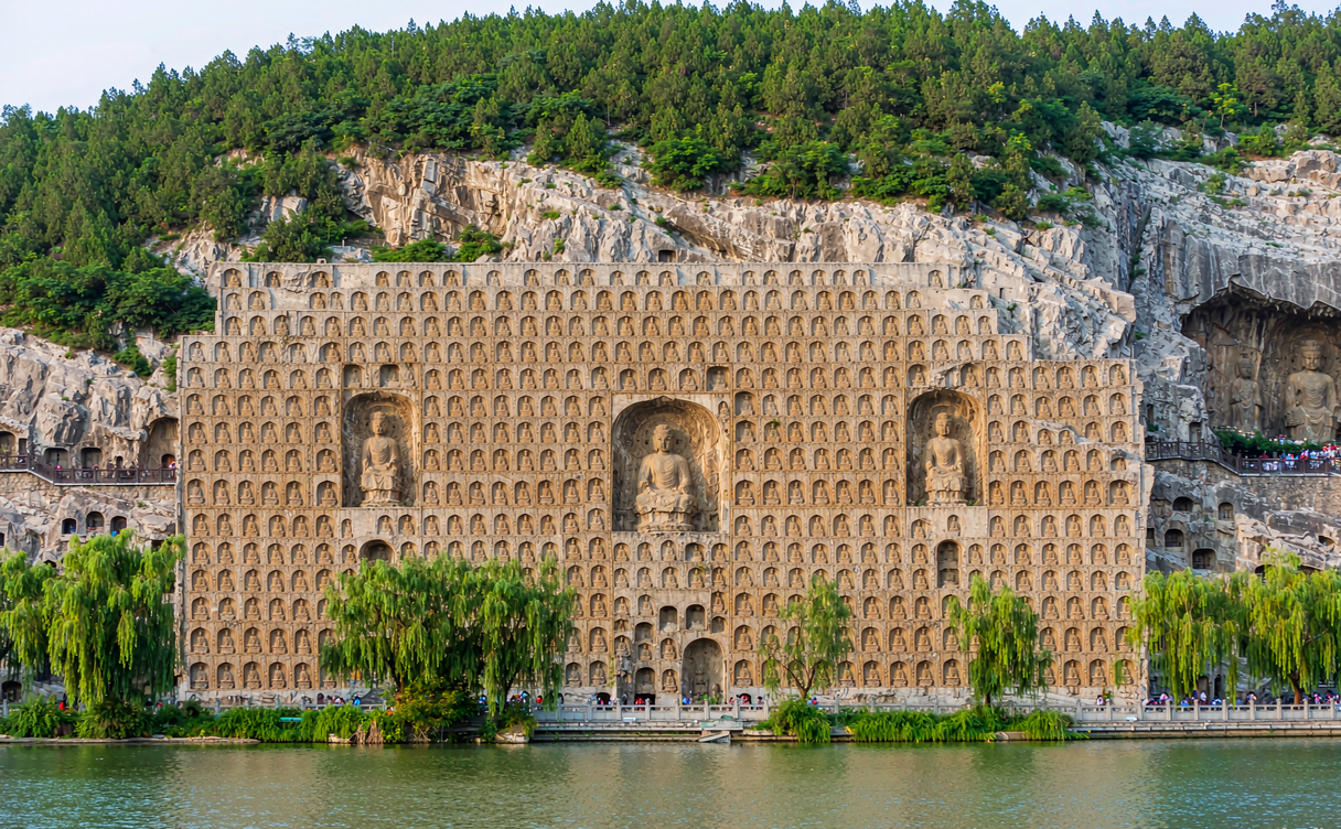 Longmen Grottoes cliff carvings along the Yi River in Luoyang