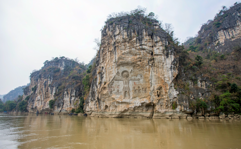 Longzhou Travel Guide, China