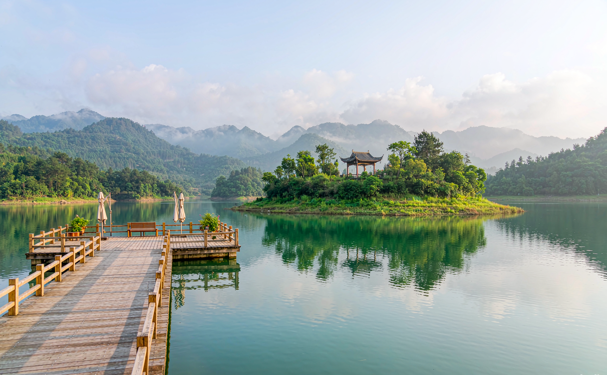 Lushan West Sea archipelago at golden hour
