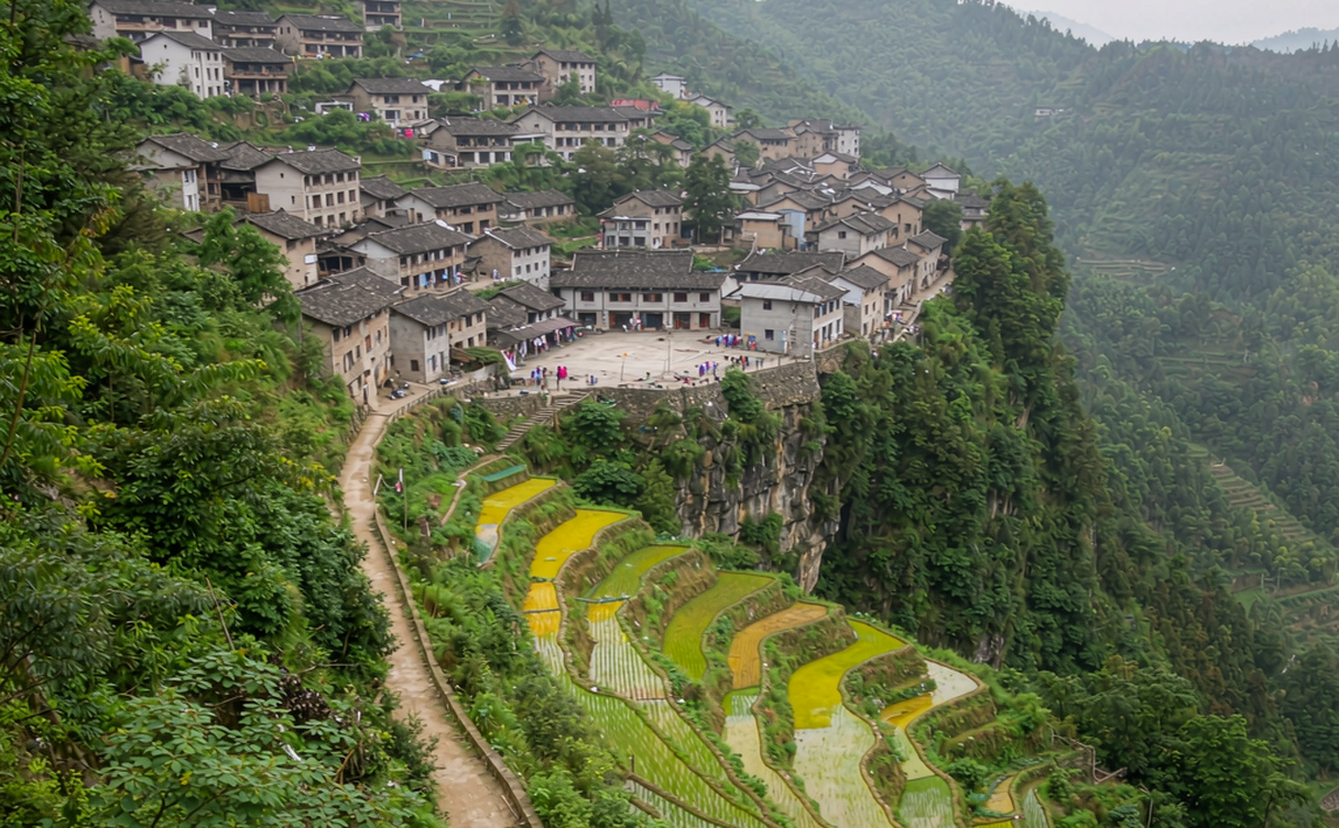 Pingshun Hongti Pass ancient stone tower