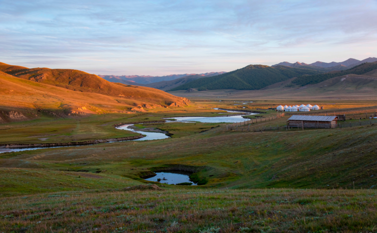 Sangke Grassland Guide, Gansu, China