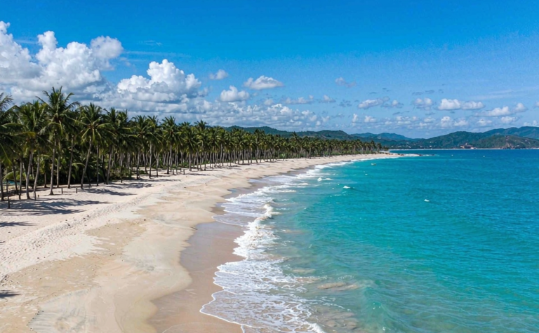 Shanwei Travel Guide: Red Bay Beaches and Coastal Temple Fairs
