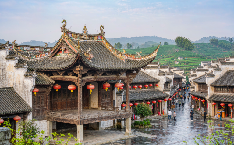 Shengzhou Travel Guide: Yue Opera Homeland and Zhejiang Tea Hills