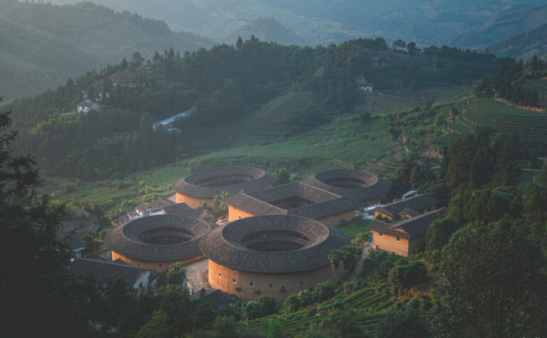 Tianluokeng Tulou: Fujian’s Five-Quai Round-House Cluster