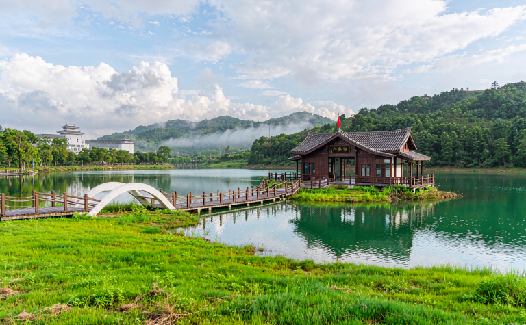 Xinyu Travel Guide: Fairy Lake, Steel City and Jiangxi Countryside