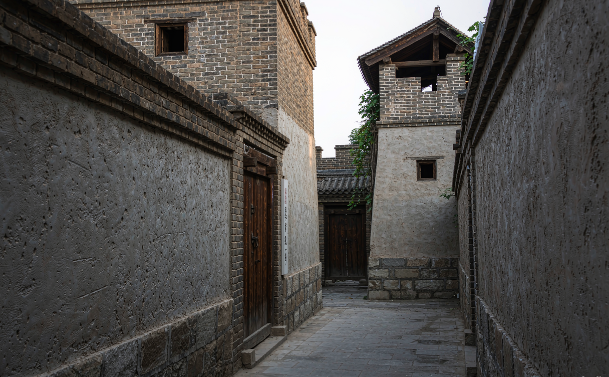 Brick passage inside the Zhangbi underground castle tunnel with ventilation shaft