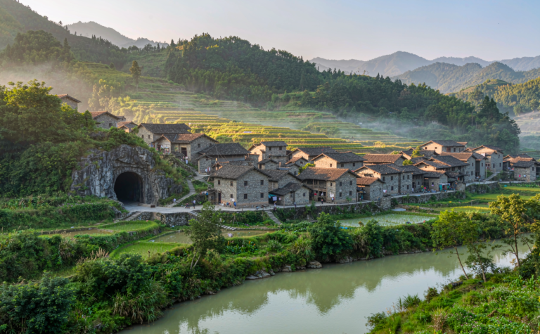 Bamei Village Guide: Guangxi’s Water-Bound ‘Shangri-La’ of Rice and Caves