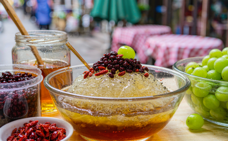 Ice Jelly and Bingfen Guide: China’s Herbal Dessert Bowls Explained