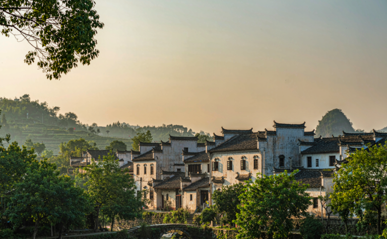 Jixi Travel Guide: Anhui’s Huizhou Homeland