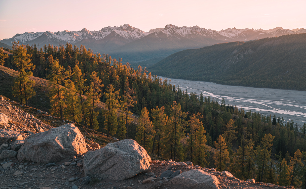 Miyalu valley hiking loop