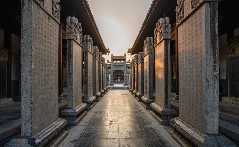 Forest of Steles Guide: Xi’an’s Stone Library