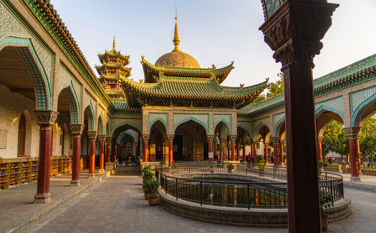 Dongguan Mosque Xining surrounding Hui quarter food stalls