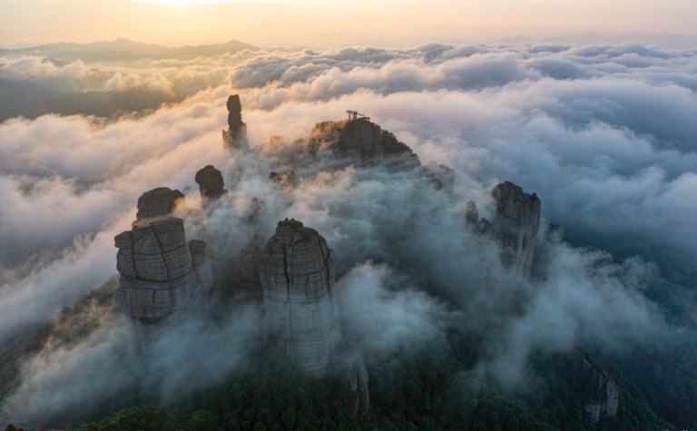 Yuexi Travel Guide: Anhui’s Tianxia Gorge